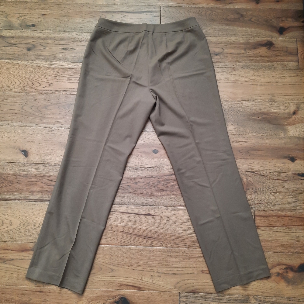 Lafayette 148 Stretch Virgin Wool Barrow Dress Pants - Picture 5 of 16
